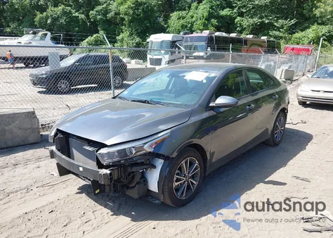 2023 Kia Forte Lxs z USA, uszkodzony, nr VIN 3KPF24AD4PE594963